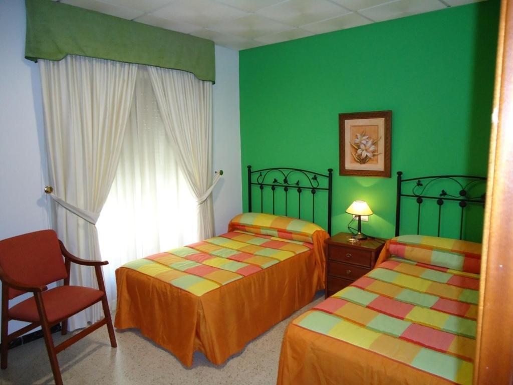 Hostal Los Claveles Baena Zimmer foto